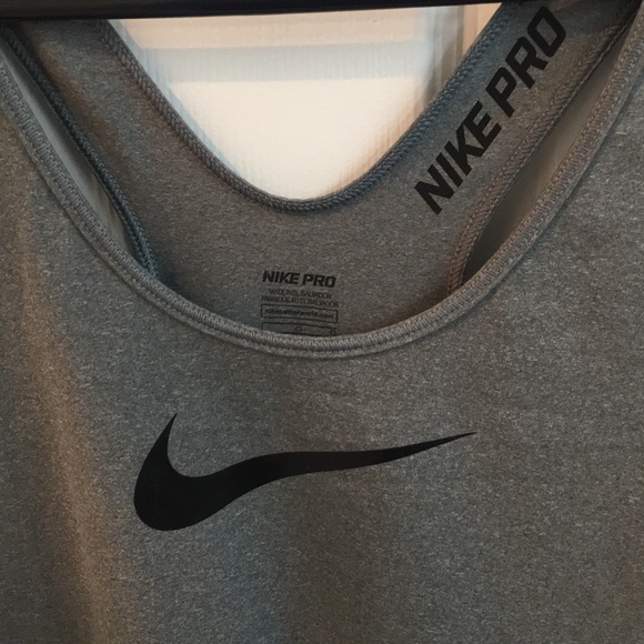 Workout tank top - Picture 2 of 2